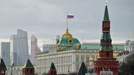 Путин и сотрудники Кремля сдали декларации о доходах за 2020 год