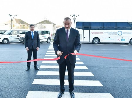 Президент Ильхам Алиев принял участие в открытии нового Пространства оказания имущественных услуг Государственного комитета по вопросам имущества