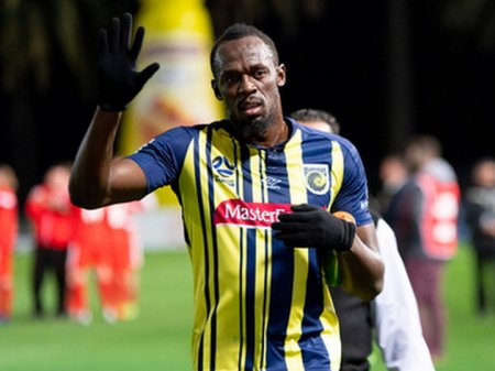 Усэйн Болт окончательно ушел из спорта