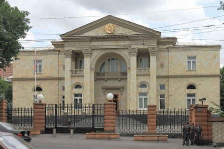 В Ереване ограбили резиденцию премьер-министра Армении
