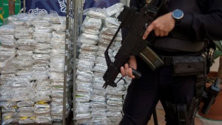 Российские моряки и почти 10 т кокаина задержаны в порту Кабо-Верде