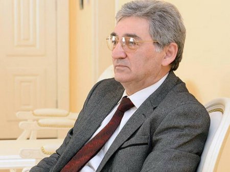 Глава пресс-службы Кабмина Азербайджана ушел с должности