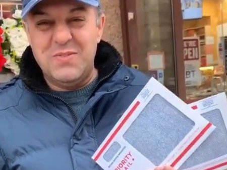 Элариз Мамедоглу стал гражданином США 