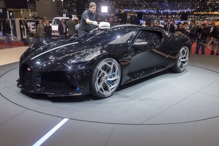 Роналду купил самый дорогой автомобиль в мире 