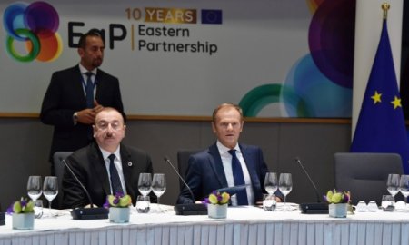 Ильхам Алиев на торжественном ужине в Брюсселе