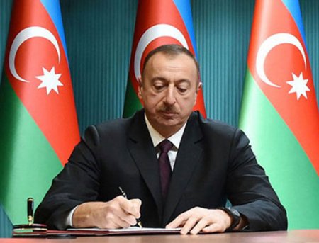 Ильхам Алиев сменил глав Саатлы и Сабирабада