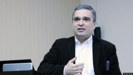 Лидер “РЕАЛ” Ильгар Мамедов был вызван в Главное управление полиции Баку
