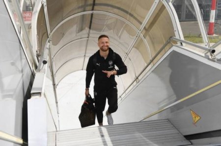 "Арсенал" летит в Баку