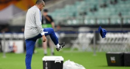 Маурицио Сарри в ярости покинул тренировку в Баку 