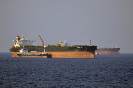 Британские власти задержали танкер с иранской нефтью