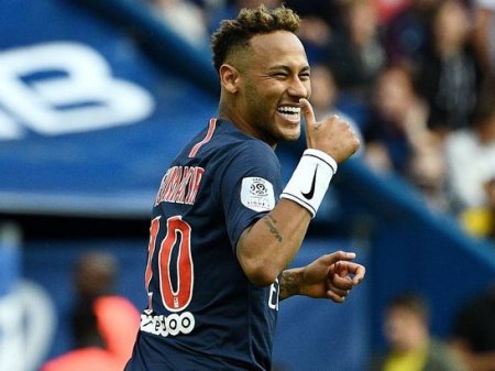 «ПСЖ» рассчитывает получить с продажи Неймара не менее € 200 млн