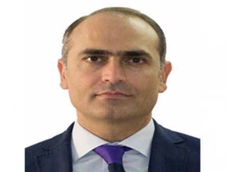 Ровнаг Абдуллаев назначил нового директора НПЗ имени Гейдара Алиева