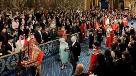 Елизавета II: Великобритания выходит из Евросоюза