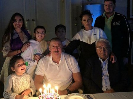 Ильхам Алиев отметил свой день рождения в кругу семьи