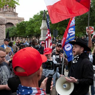 Америка протестует против карантина: мы опять не "в деле"