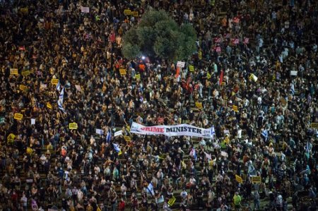 Массовые протесты и столкновения с полицией в Израиле 