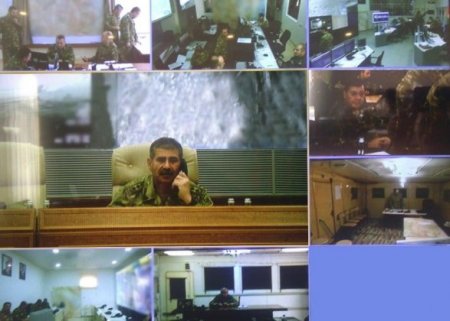 В Министерстве обороны совещание с участием Закира Гасанова и Наджмеддина Садыгова