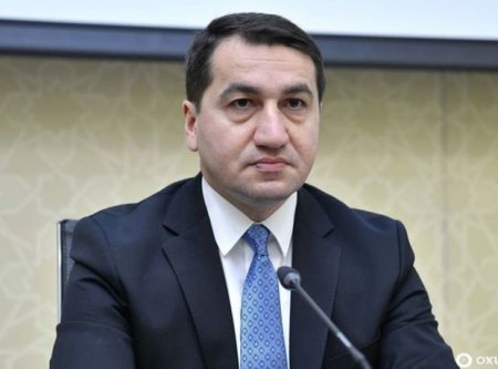 Помощник президента Азербайджана: Франция пытается разжечь вооруженный конфликт в Карабахе 