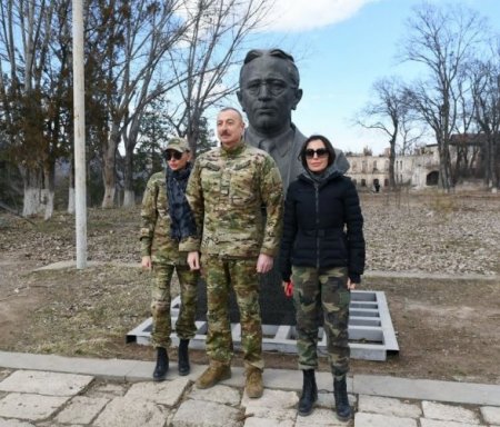 Памятники Узеиру Гаджибейли, Бюльбюлю и Натаван вернули в Шушу