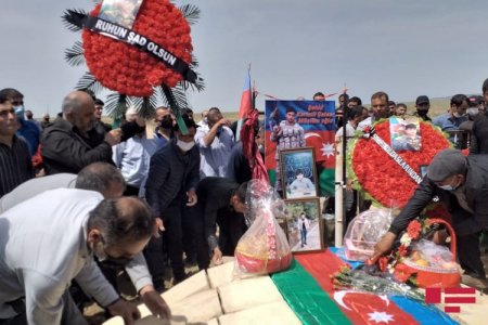 Похоронен азербайджанский солдат, погибший пять месяцев назад в Отечественной войне