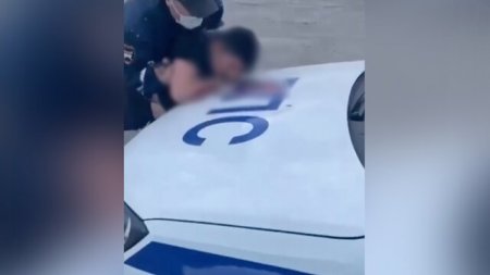 Суд арестовал полицейского, случайно застрелившего юношу в Новосибирске