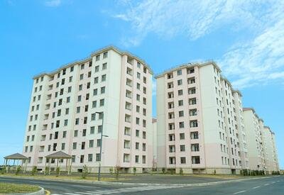 Группе семей шехидов и инвалидов войны предоставлены квартиры в бакинском поселке