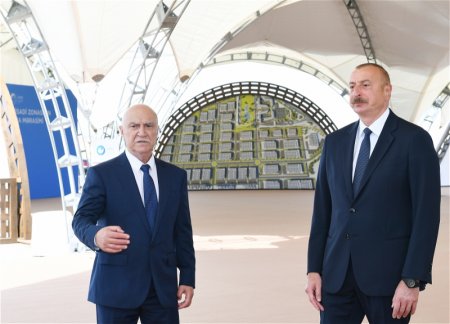Президент Ильхам Алиев заложил фундамент Алятской Свободной экономической зоны и дал интервью Азербайджанскому телевидению