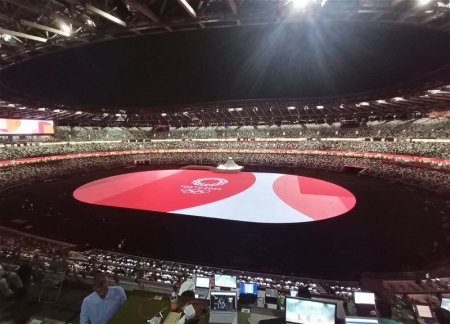 В Токио проходит церемония открытия Олимпийских игр