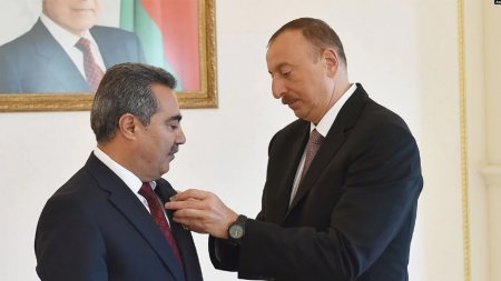 Суд над Вугаром Сафарли снова отложили: на неопределенное время