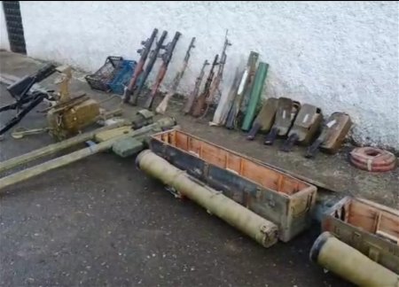 Полиция обнаружила в Ходжавенде брошенные армянами оружие и боеприпасы