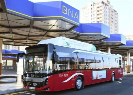 В бакинских поселках на линии выпустят новые девятиметровые автобусы