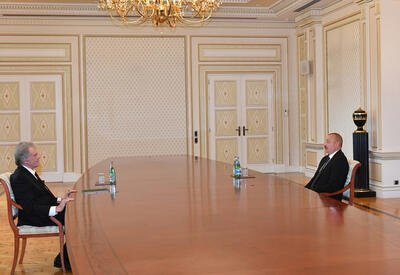 Президент Ильхам Алиев принял экс-главу Украины Виктора Ющенко