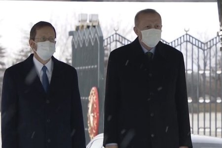 Президент Израиля прибыл с визитом в Турцию