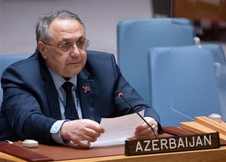 Азербайджан однозначно выступил за решение конфликта в Украине с соблюдением принципов международного права