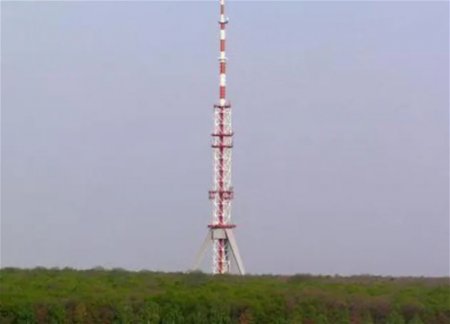 Российская авиация обстреляла телебашню в Харькове, трансляция прервана