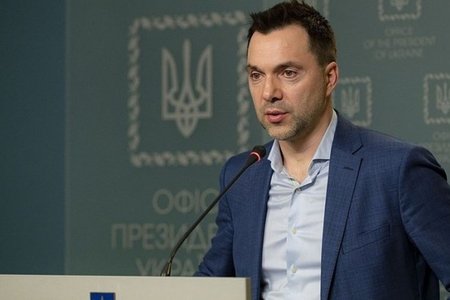 У Зеленского анонсировали «приятные сюрпризы» после затопления крейсера «Москва»