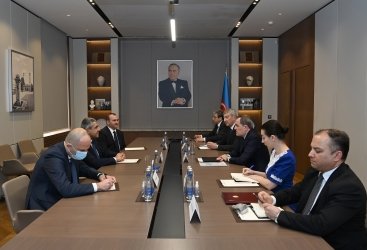 Министр Джейхун Байрамов встретился с генеральным секретарем Всемирной туристской организации Зурабом Пололикашвили