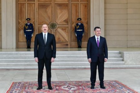 Переговоры тет-а-тет Ильхама Алиева и Садыра Жапарова 