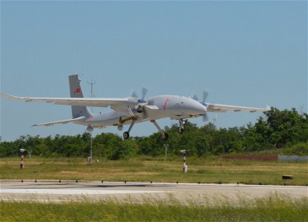 Беспилотники Bayraktar Akıncı приземлились в Баку