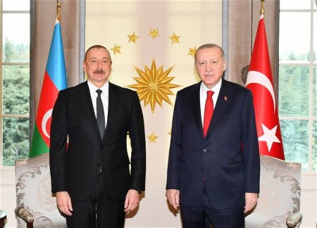 Президенты Азербайджана и Турции приняли участие в открытии Центра Службы «ASAN» и Центра «Bilim Bakı»