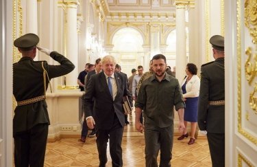 Борис Джонсон предложил Зеленскому новую военную программу