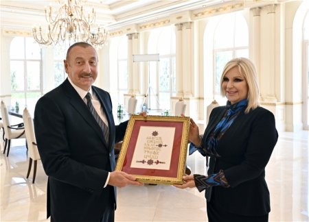 Президент Азербайджана принял сербского вице-премьера 
