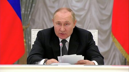 Путин предложил установить новые выплаты многодетным семьям