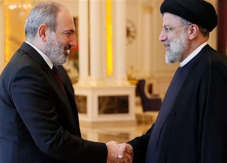 Пашинян и Раиси обсудили перспективы нормализации армяно-азербайджанских отношений