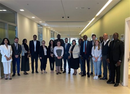 Глава Фонда возрождения Карабаха рассказал иностранным дипломатам об армянском вандализме в Карабахе 