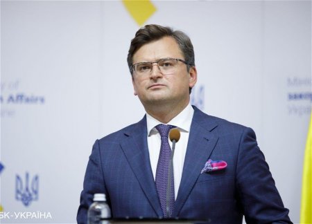 Кулеба назвал страны, в которых предлагали перестать сопротивляться РФ