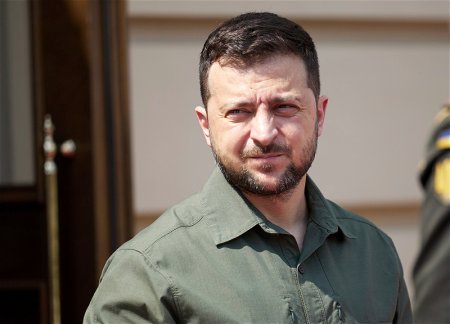 Зеленский должен ответить на петицию о легализации однополых браков в Украине