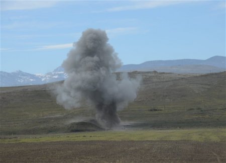 Военная прокуратура Кяльбаджара о подрыве на мине военнослужащего