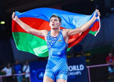 Азербайджанские борцы завоевали золото на ЧМ в Италии 