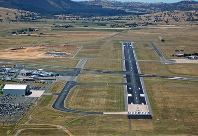 Аэропорт Канберры эвакуировали из-за стрельбы